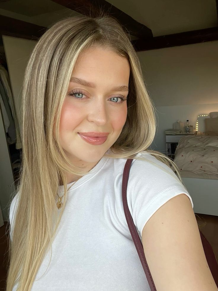<em><strong>Emily J</strong></em>